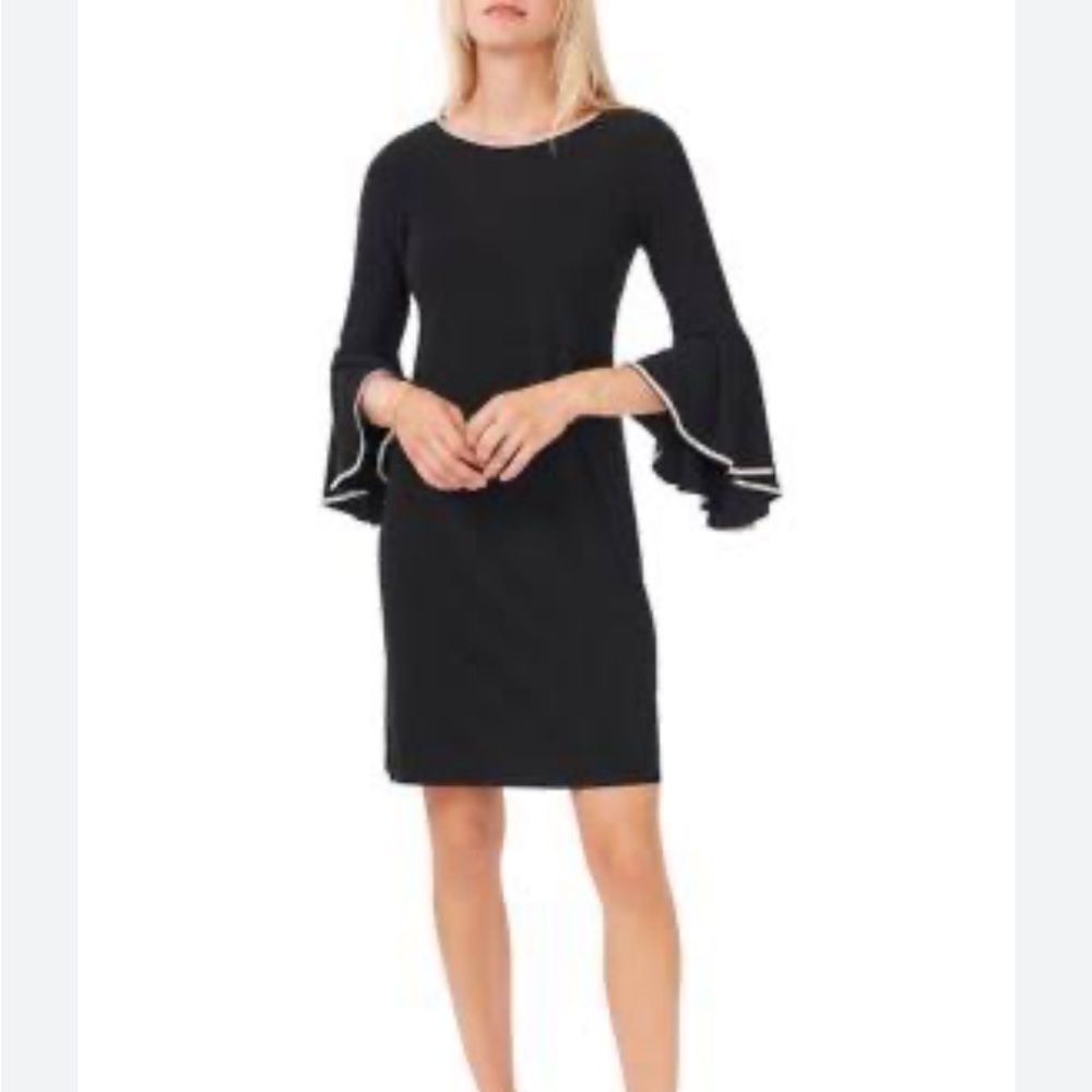 Nik and Nash Black Bell Sleeve Stretch Dress Sz L